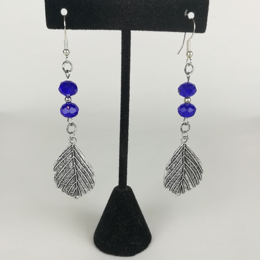 Simple Silver Leaf Dangle Earrings Blue Faceted G… - image 1